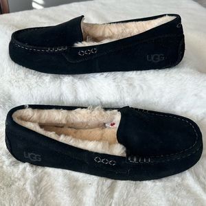 UGG ANSLEY SUEDE SLIPPERS